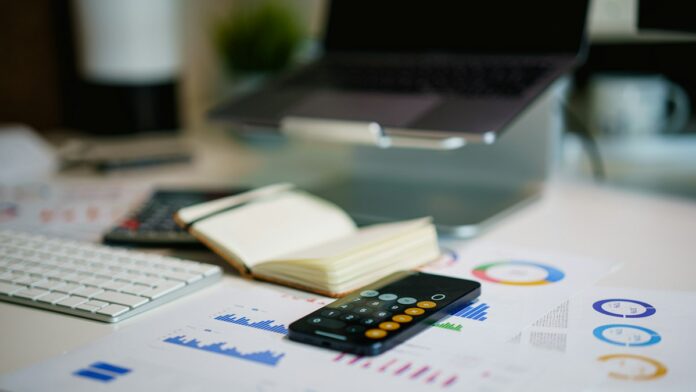 ChatGPT Excel data analysis spreadsheet financial report and charts