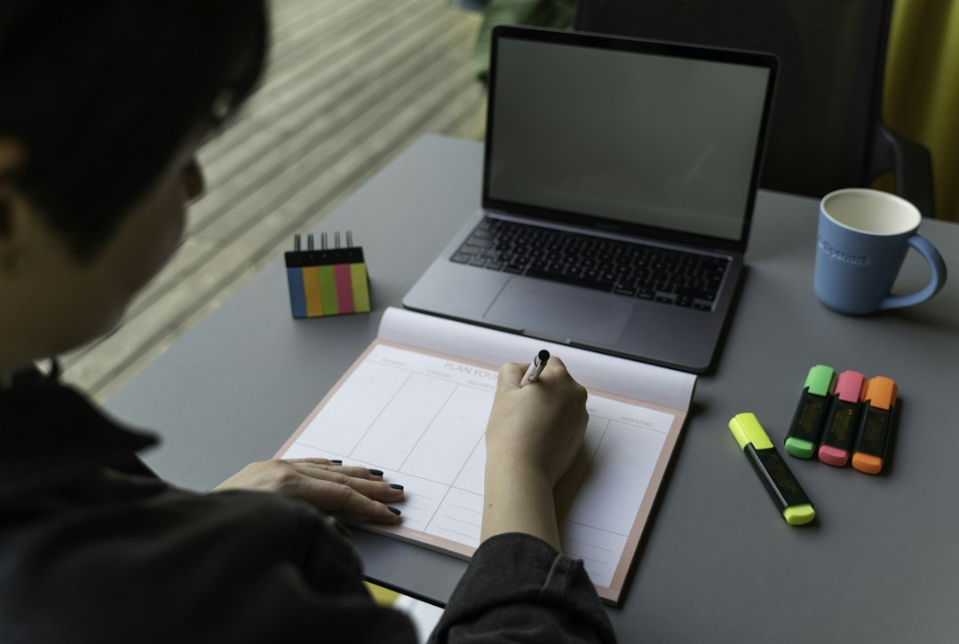 AI YouTube video summarizer study notes workspace